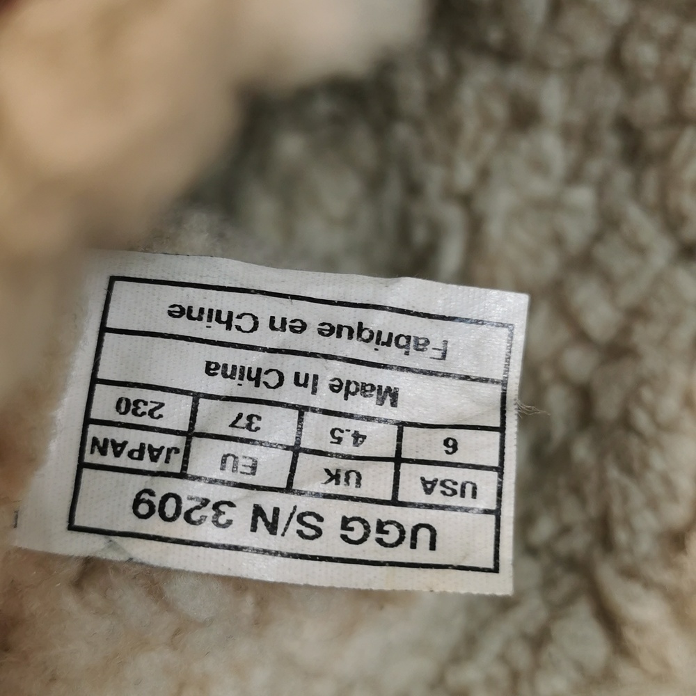 UGG Australia Savanna high clog boots size 7 sheepskin wooden heel - Picture 11 of 11